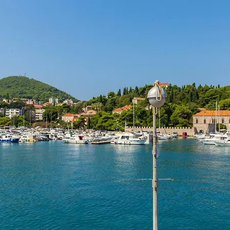 Root Dubrovnik