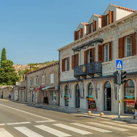 Root Dubrovnik